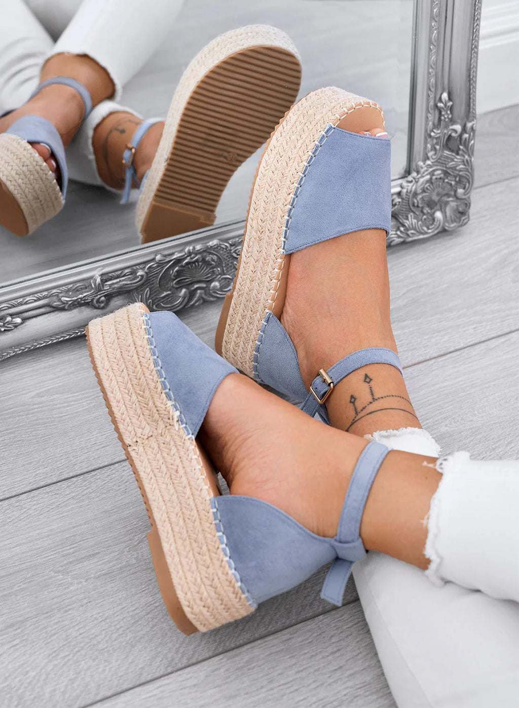 LICIA - Espadrillas beige in camoscio con zeppa e cinturino