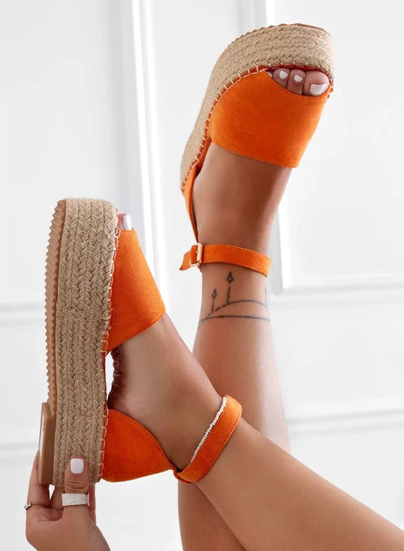 LICIA - Espadrillas beige in camoscio con zeppa e cinturino