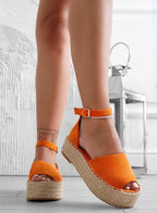 LICIA - Espadrillas beige in camoscio con zeppa e cinturino